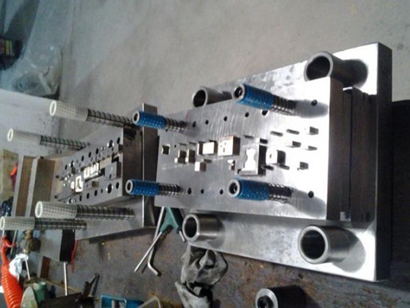 济宁模具制造-12